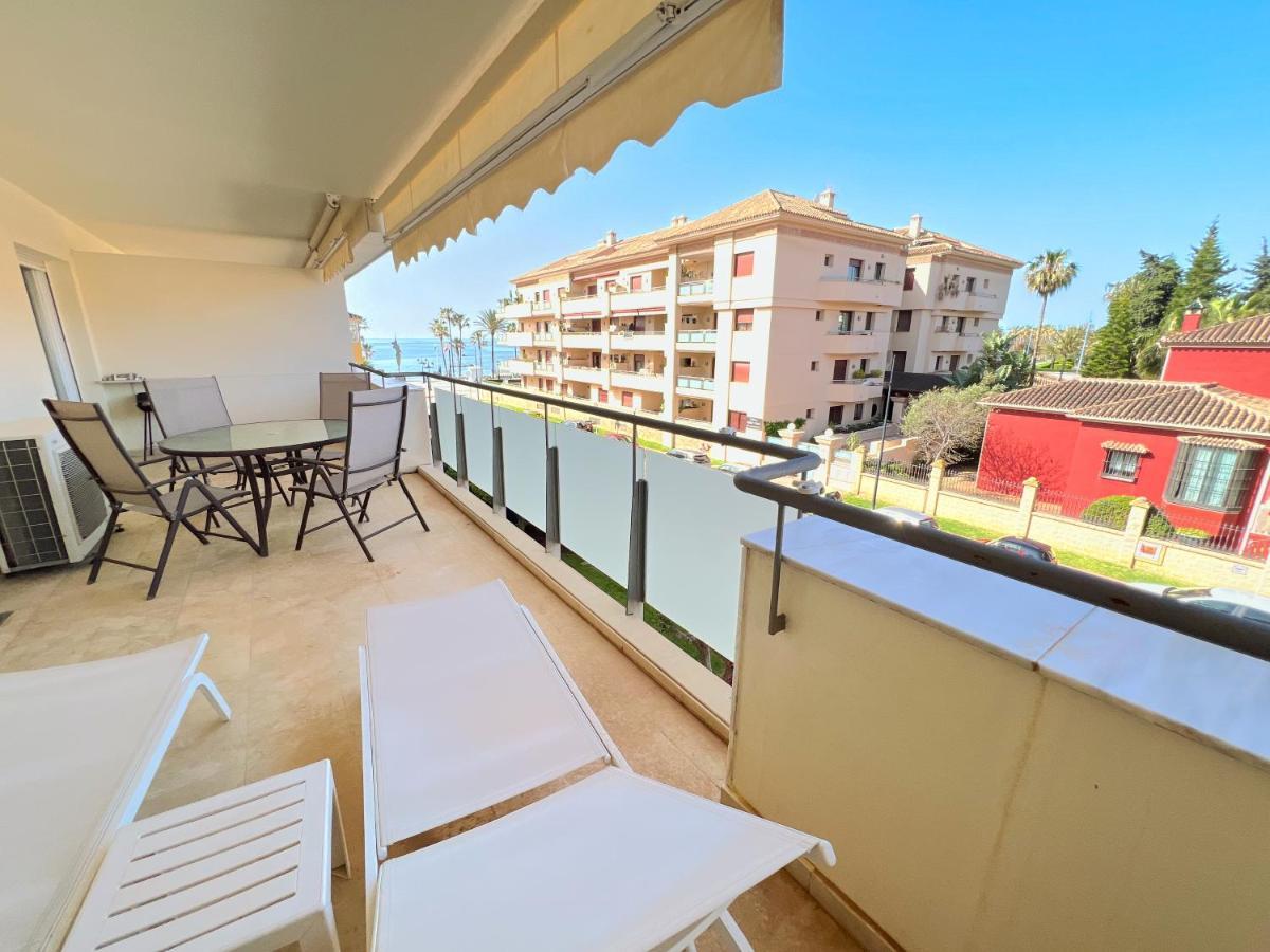 3 Bed Las Petunias, San Pedro Марбелья Екстер'єр фото