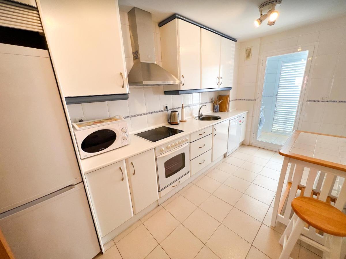 3 Bed Las Petunias, San Pedro Марбелья Екстер'єр фото